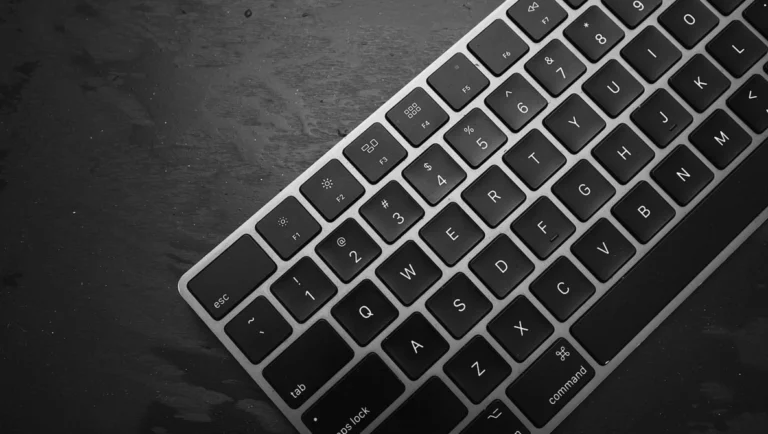 Mac billentyűzet